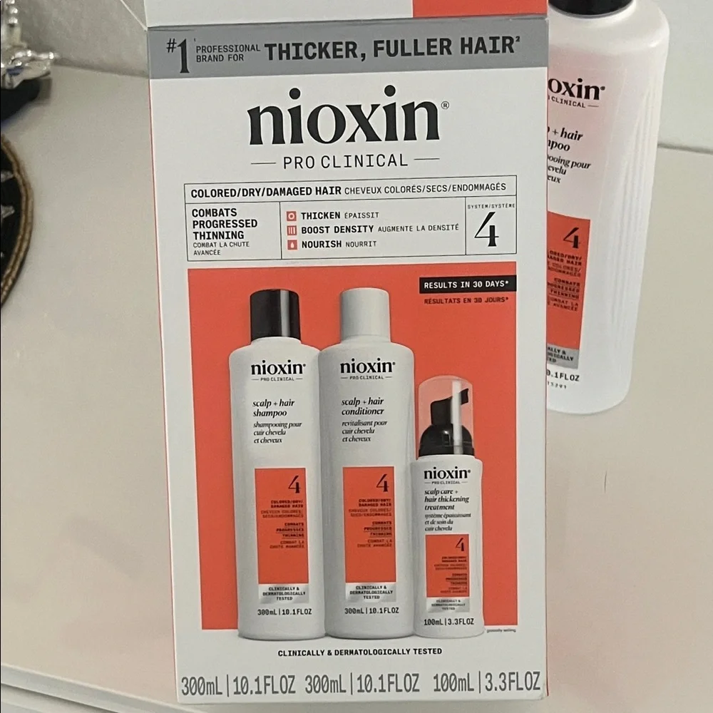New in box NIOXIN
COLORED/DRY/DAMAGED HAIR CHEVEUX COLORÉS/SECS/ENDOMMAGÉS - Picture 16 of 17